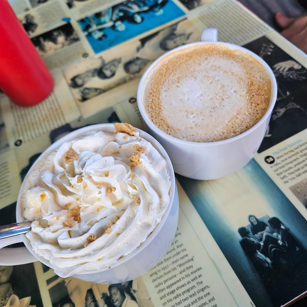 L. A. Cafe 3